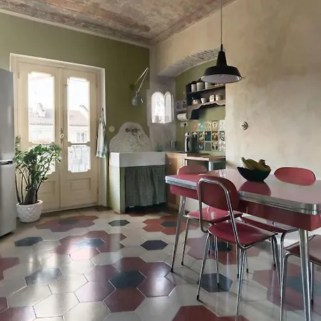 Panoramico Con Vista Sulla Collina Torinese Turim